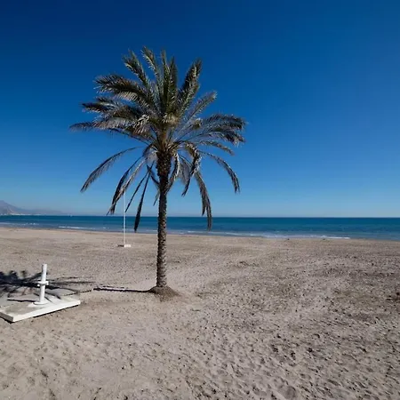 Urb Lanzas With Pool And La Venteta